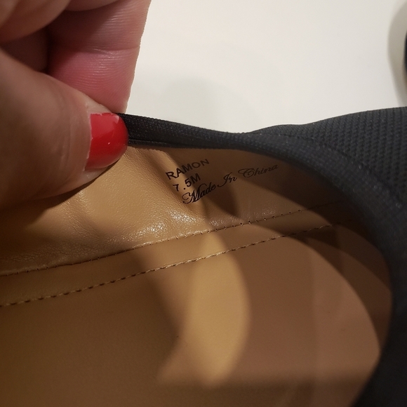 Donald J. Pliner Black Stretch Mesh Flats - Sz 7.5 US / 37.5 EU - Picture 6 of 9